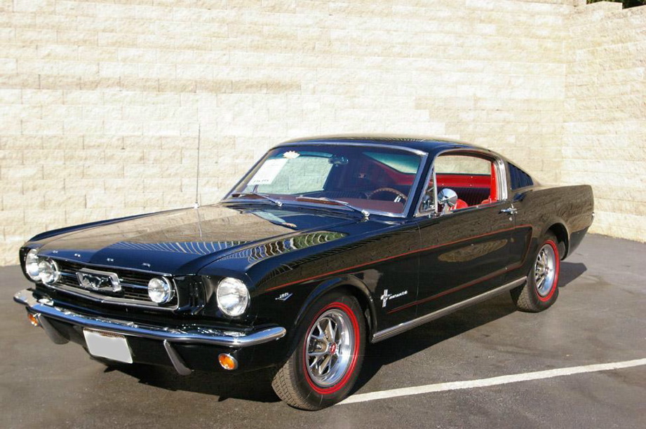 1966 Mustang Fastback Black