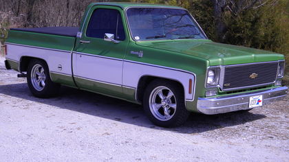 1975 Chevy Short Bed Pickup Truck