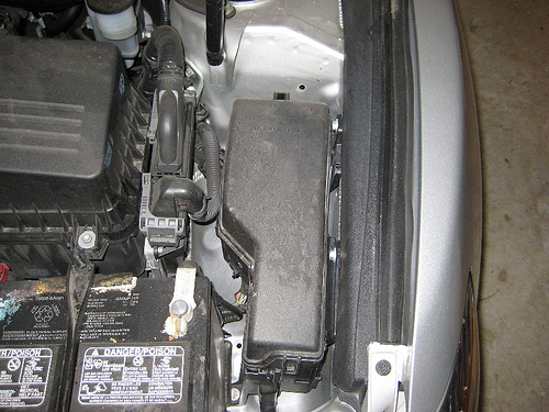 2001 Toyota Camry Engine Compartment Fuse Box