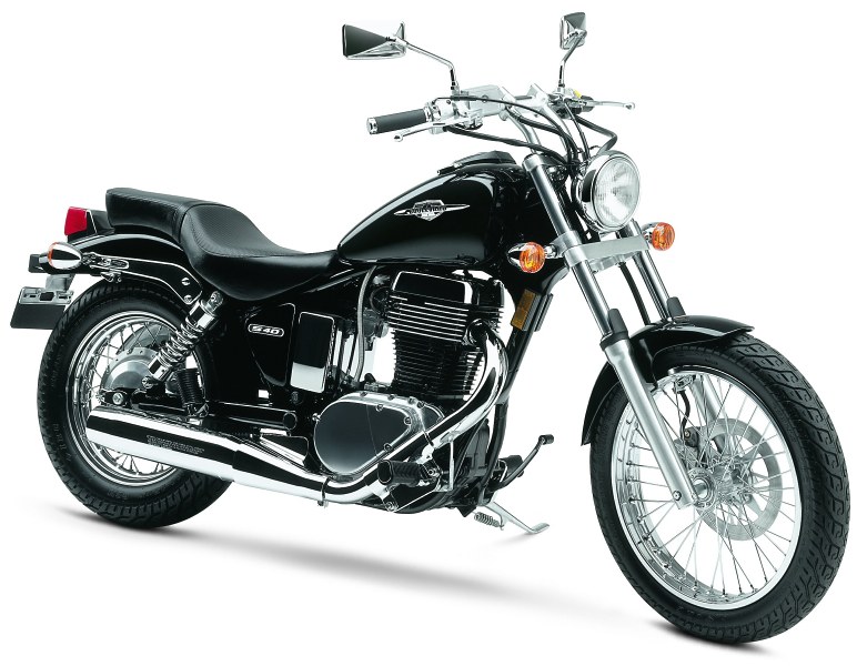 2011 Suzuki Boulevard S40