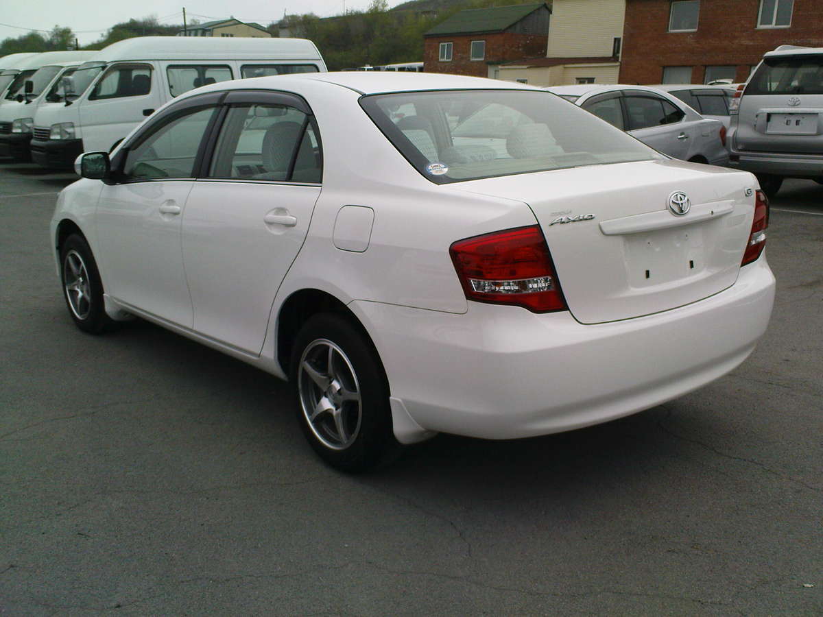 2011 Toyota Corolla Axio