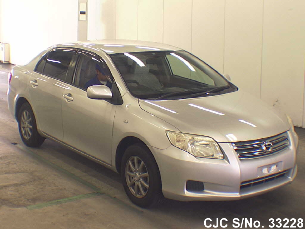 Corolla Axio 2012