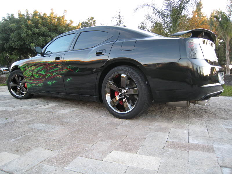 Dodge Charger SRT8 Black Rims