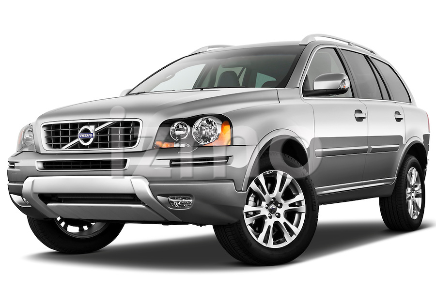 Low aggressive front three quarter view of a 2012 Volvo XC90.