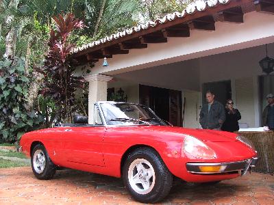 Rodrigues Collection. Send us a photo of a 1975 Alfa Romeo Spider