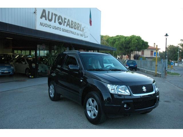suzuki_grand_vitara_1_6_16v_3_porte_usata_rimini_96683701227184768.jpg