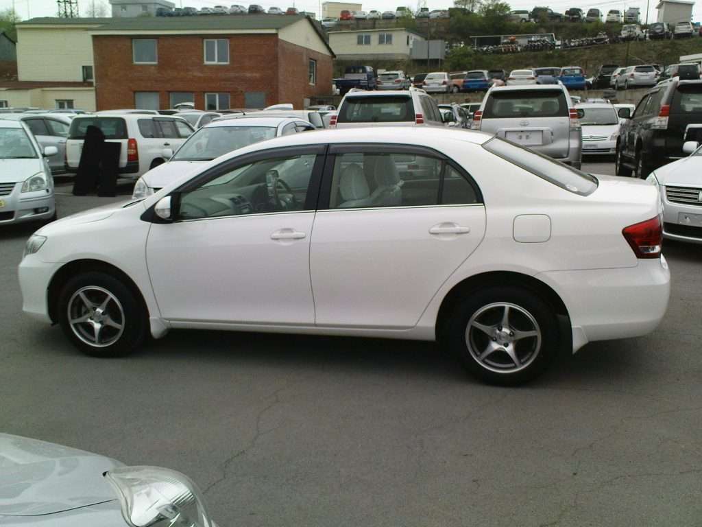 Toyota Axio Car