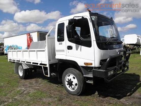 Used Isuzu Dump Truck