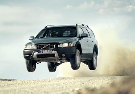 Volvo XC70: Volvo XC70 com visual atlético e agressivo