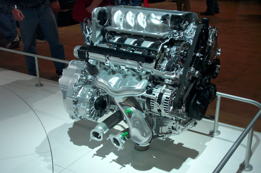 Volvo XC90 V8 Engine – MotoGuruMag